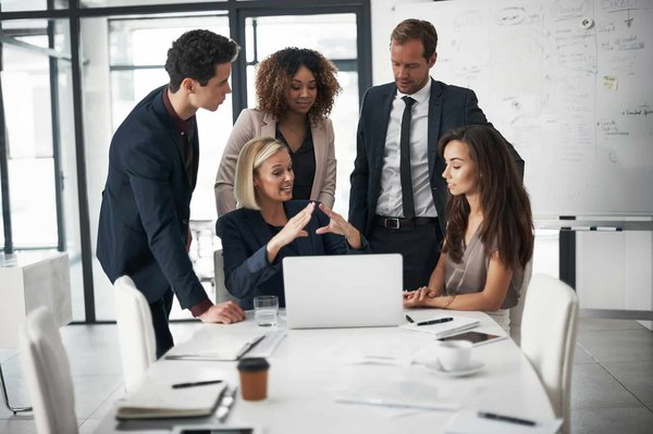 Comment les techniques de visualisation peuvent-elles améliorer la performance cognitive des seniors?