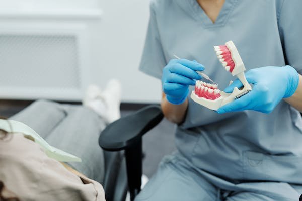 Détartreur dentaire : une hygiène parfaite à votre portée